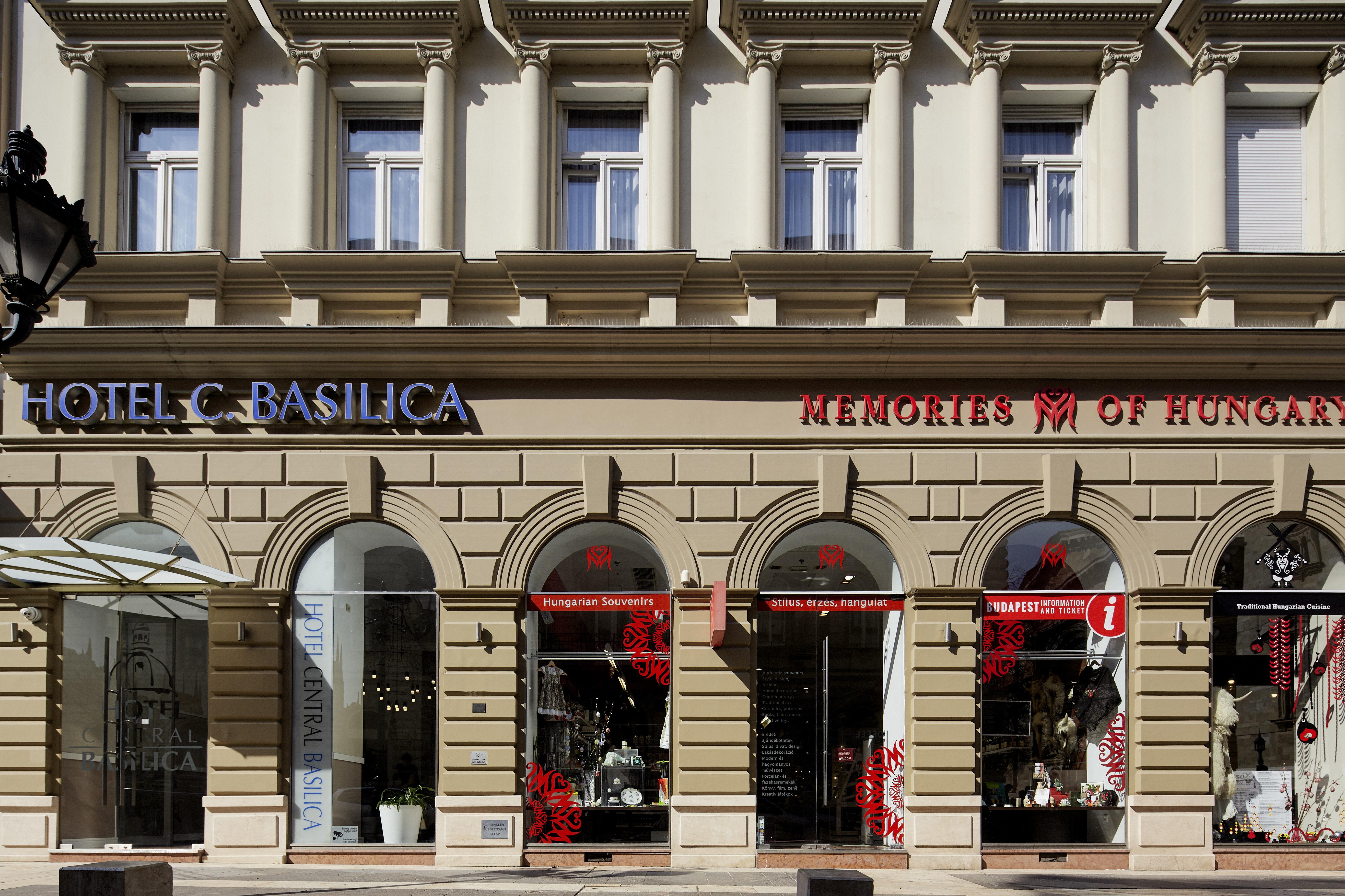 Hotel Central Basilica Budapeste Exterior foto