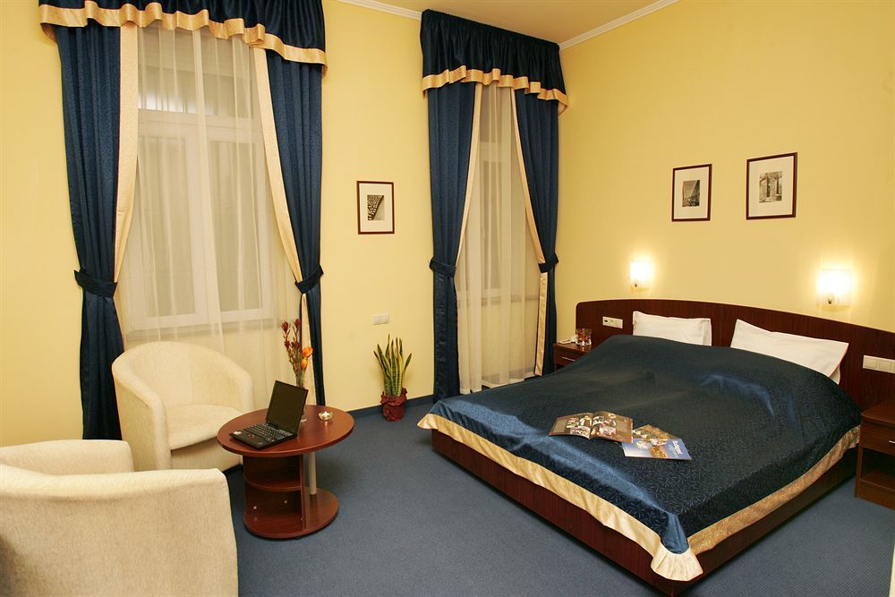 Hotel Central Basilica Budapeste Quarto foto